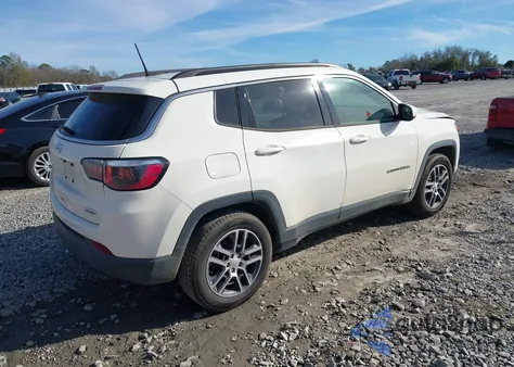 2018 Jeep Compass Sun And Wheel Fwd z USA, uszkodzony, nr VIN 3C4NJCBB4JT469227